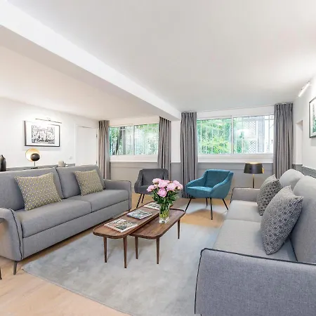Livinparis - Luxury 3 Bedrooms Arc De Triomphe I
