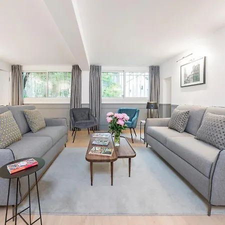 Livinparis - Luxury 3 Bedrooms Arc De Triomphe I *