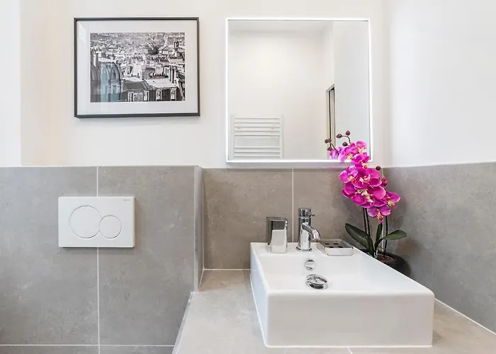 Livinparis - Luxury 3 Bedrooms Arc De Triomphe I Paříž