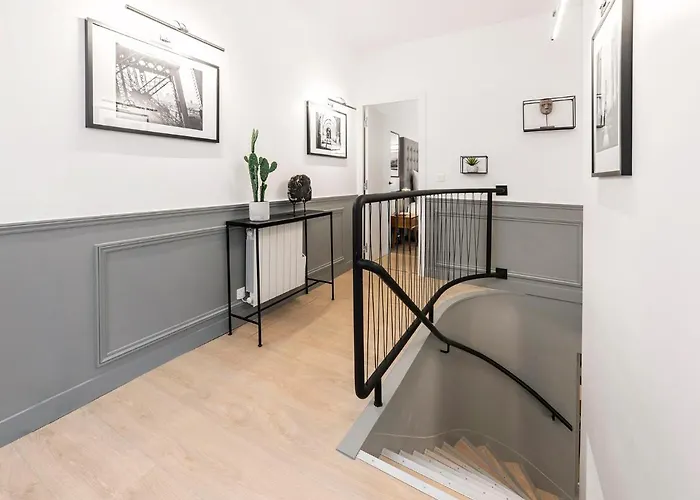 Apartmán Livinparis - Luxury 3 Bedrooms Arc De Triomphe I