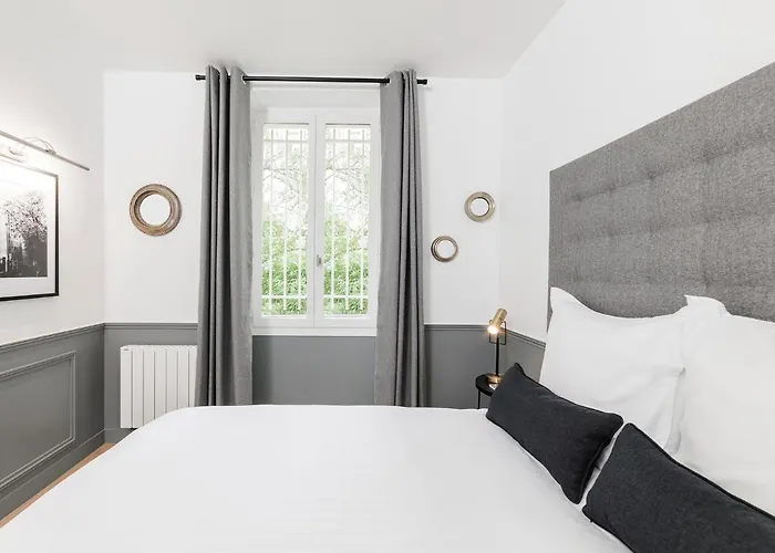 Livinparis - Luxury 3 Bedrooms Arc De Triomphe I * Paříž