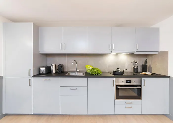 Livinparis - Luxury 3 Bedrooms Arc De Triomphe I