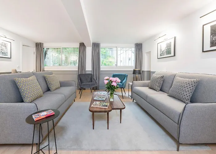 Livinparis - Luxury 3 Bedrooms Arc De Triomphe I *