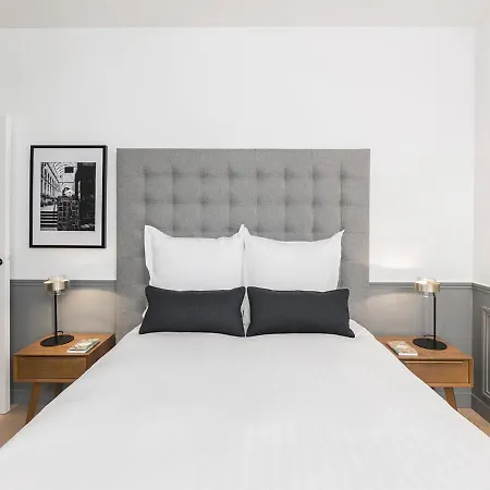 Livinparis - Luxury 3 Bedrooms Arc De Triomphe I *